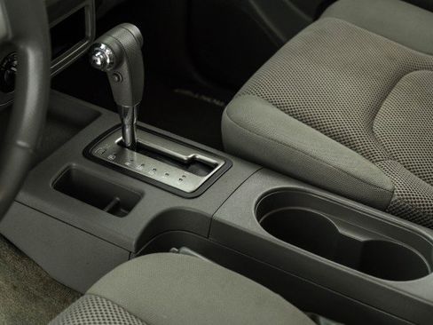 Used 2016 Nissan Frontier SV image 20