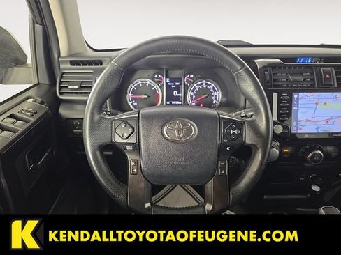 Used 2020 Toyota 4Runner TRD Off-Road AWD/4WD image 12