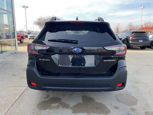 Used 2024 Subaru Outback Premium image 6