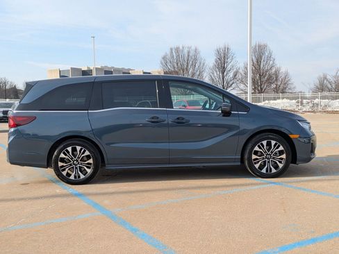 Certified 2025 Honda Odyssey Elite image 5