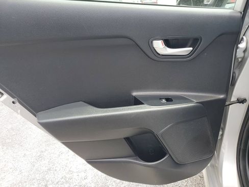 Used 2022 Kia Rio S FWD image 9