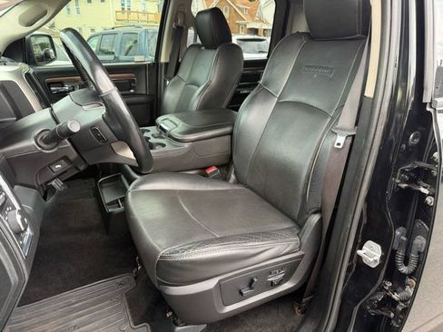 Used 2015 RAM 1500 Laramie w/ Convenience Group AWD/4WD image 10