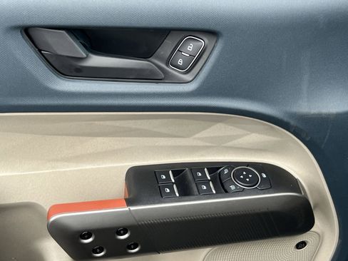 New 2025 Ford Maverick Lariat w/ 4K Tow Package image 15