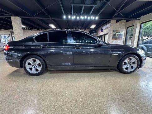 Used 2011 BMW 528i Sedan RWD image 8