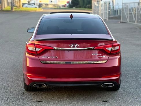Used 2016 Hyundai Sonata Sport w/ Option Group 1V FWD image 8