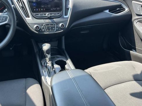 Used 2024 Chevrolet Malibu LT FWD image 20