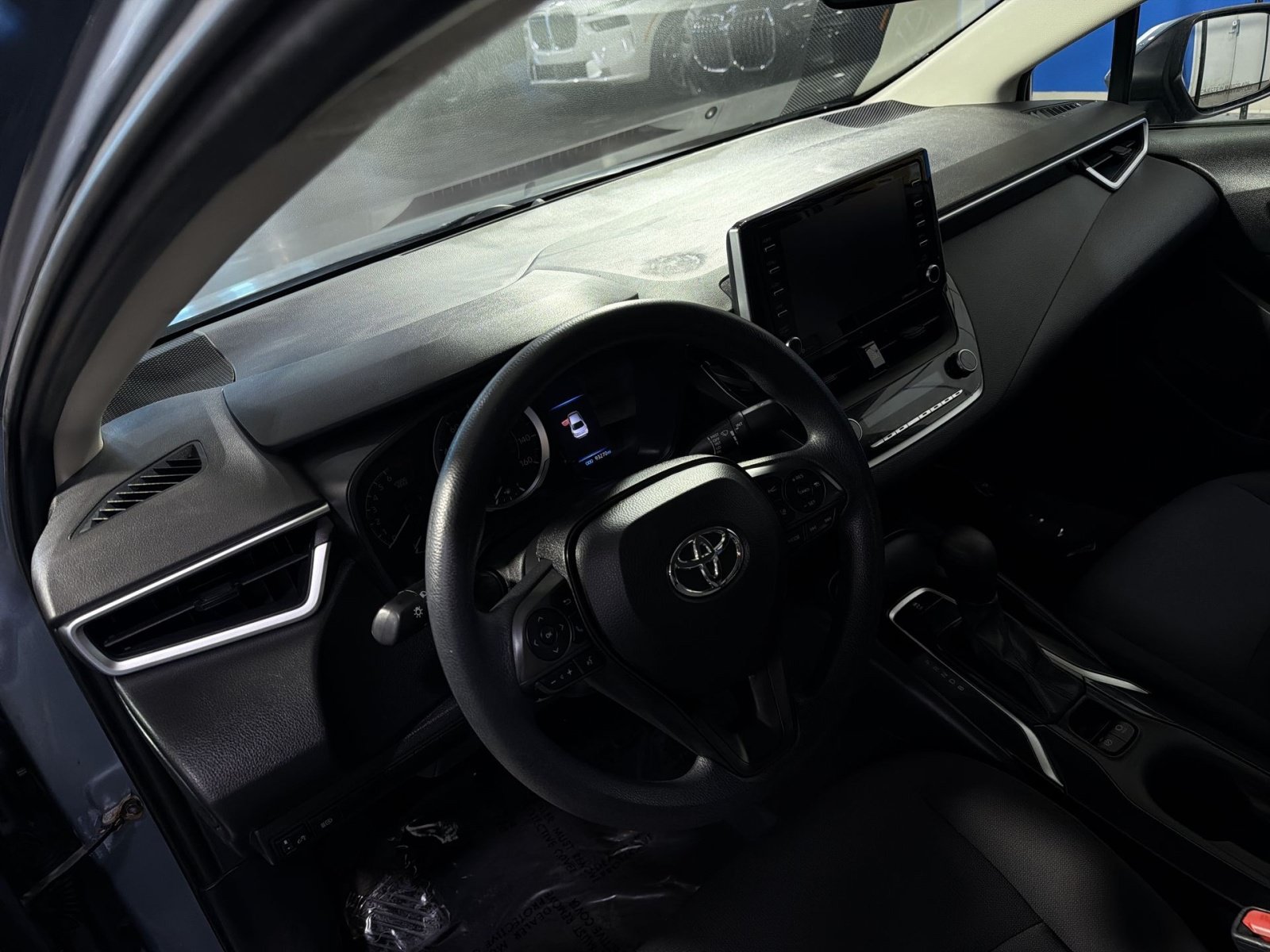 Used 2021 Toyota Corolla LE FWD image 17