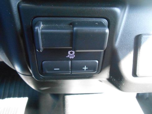 Used 2020 Chevrolet Silverado 2500 W/T w/ WT Convenience Package image 17