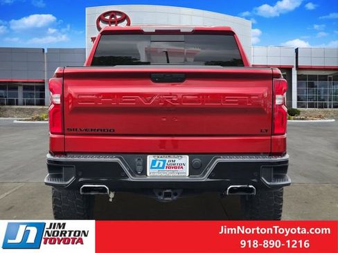 Used 2021 Chevrolet Silverado 1500 LT Trail Boss w/ Convenience Package II AWD/4WD image 7