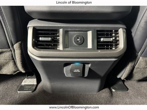 Used 2025 Ford F150 Lariat AWD/4WD image 14