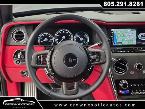 Used 2022 Rolls-Royce Cullinan w/ Interior Detailing Package AWD/4WD image 36