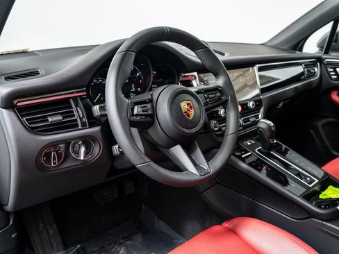 New 2026 Porsche Macan Turbo image 14