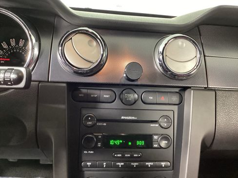 Used 2006 Ford Mustang GT RWD image 22