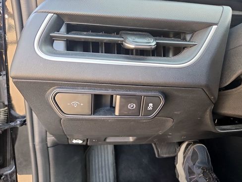 Used 2025 Kia K4 FWD image 19