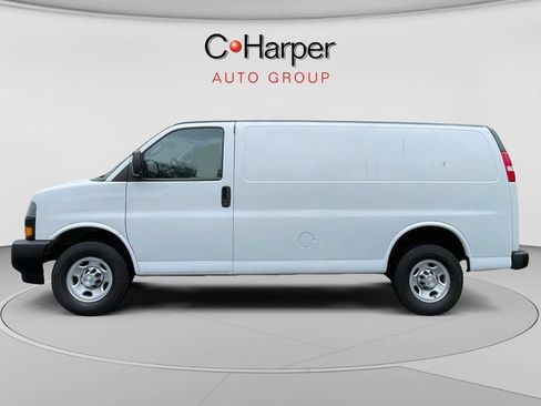 Certified 2021 Chevrolet Express 3500 w/ Driver Convenience Package RWD image 6