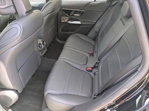 Used 2023 Mercedes-Benz GLC 300 4MATIC image 21