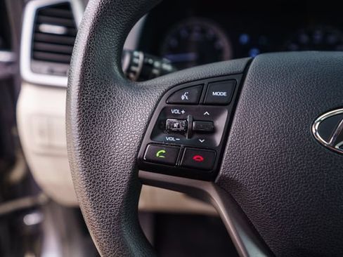 Used 2018 Hyundai Tucson SEL AWD/4WD image 16