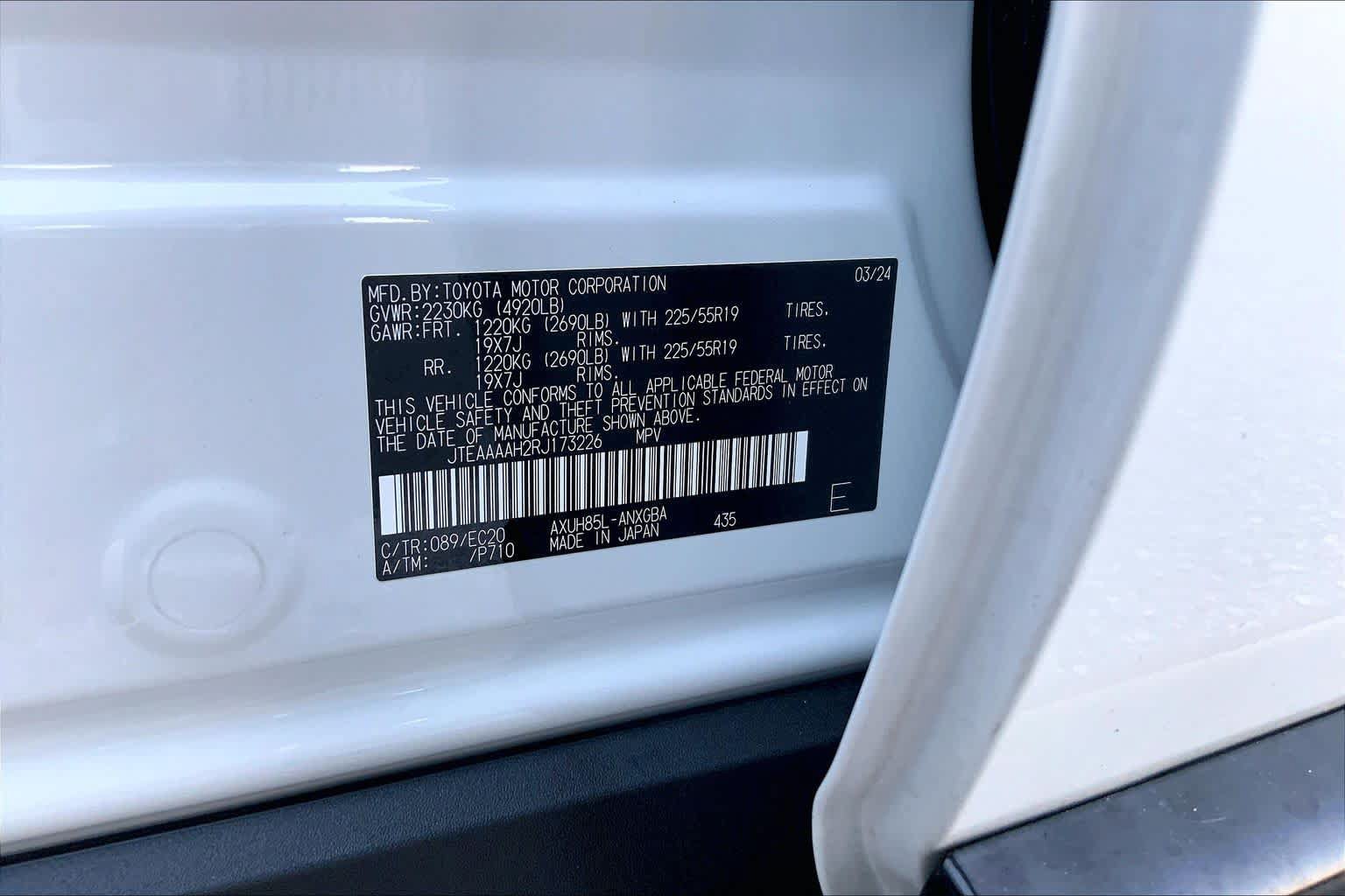 Used 2024 Toyota Venza Nightshade AWD/4WD image 29
