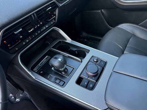 Certified 2025 MAZDA CX-70 Plug-In Hybrid w/ Premium Pkg image 13