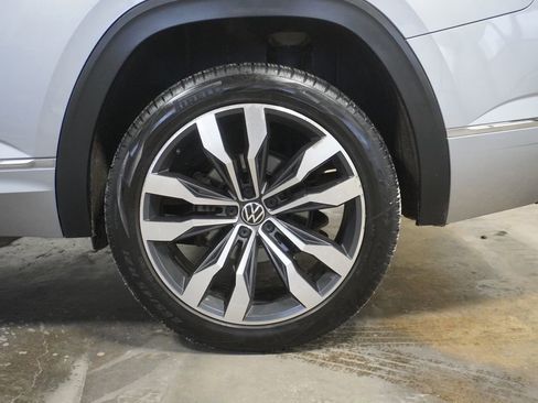 Used 2021 Volkswagen Atlas SEL Premium image 8