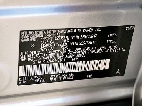 Used 2022 Toyota RAV4 XLE w/ Convenience Package FWD image 33
