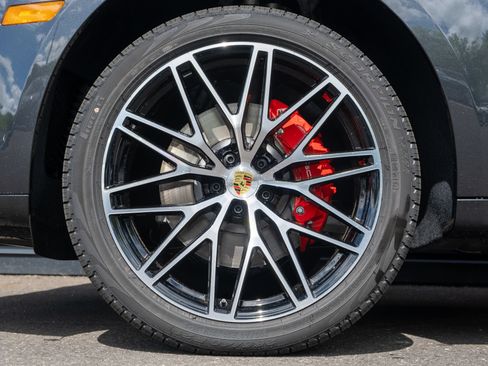New 2026 Porsche Macan S AWD/4WD image 12