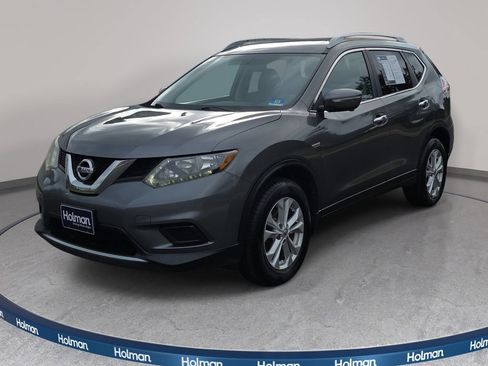 Used 2015 Nissan Rogue SV w/ SV Premium Package AWD/4WD image 1