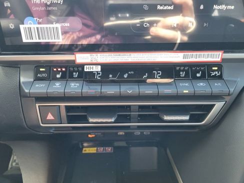 New 2026 Toyota Camry XSE AWD/4WD image 23
