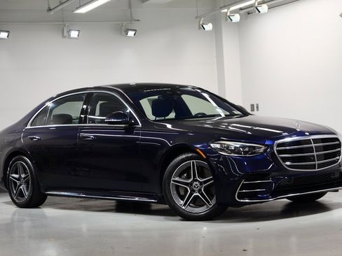 Used 2022 Mercedes-Benz S 580 S 580 image 2
