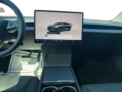 Used 2025 Tesla Model 3 Long Range RWD image 11