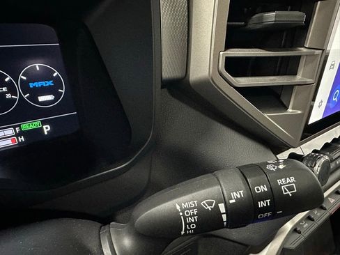 Used 2025 Toyota Sequoia Limited image 23