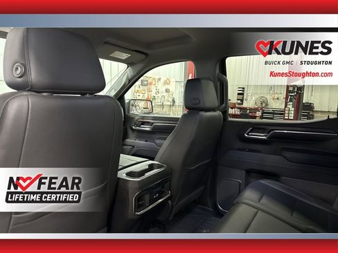 Used 2023 GMC Sierra 1500 SLT w/ SLT Convenience Package image 41