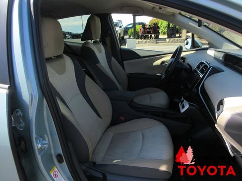 Used 2016 Toyota Prius Two image 14