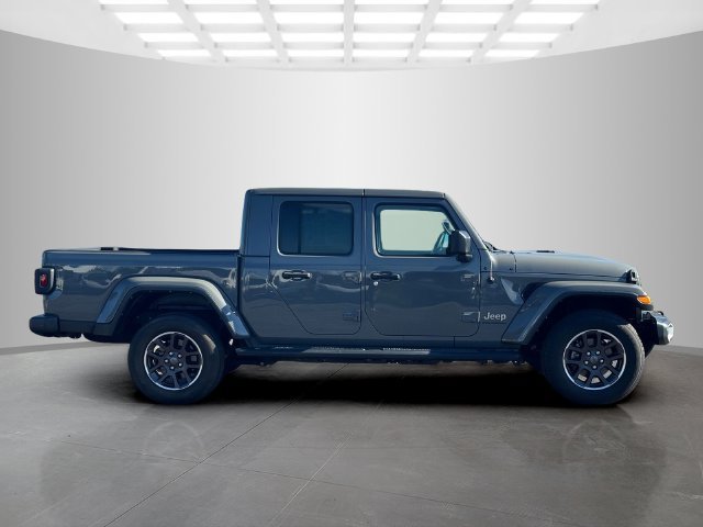 Certified 2023 Jeep Gladiator Overland AWD/4WD image 8