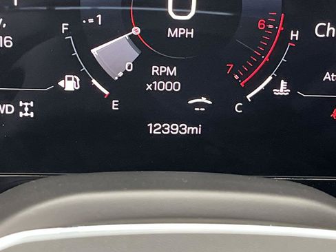 Certified 2025 GMC Yukon Denali w/ Sun & Power Step Package AWD/4WD image 18