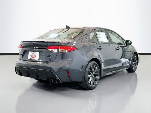 New 2025 Toyota Corolla SE FWD image 4