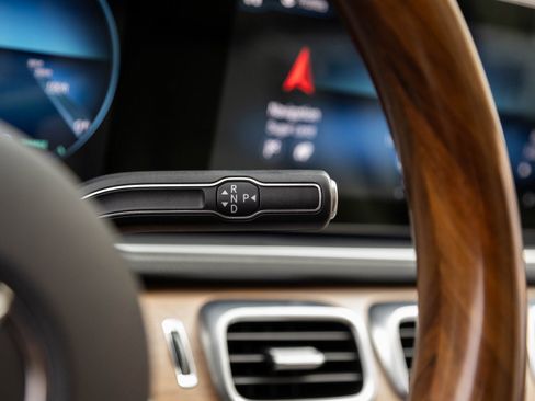 Used 2022 Mercedes-Benz GLS 450 GLS 450 image 17