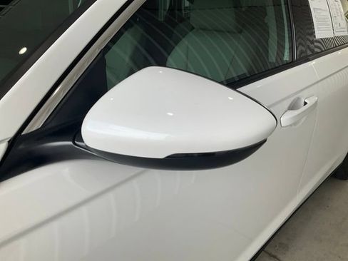 Used 2025 Honda Accord EX-L image 3