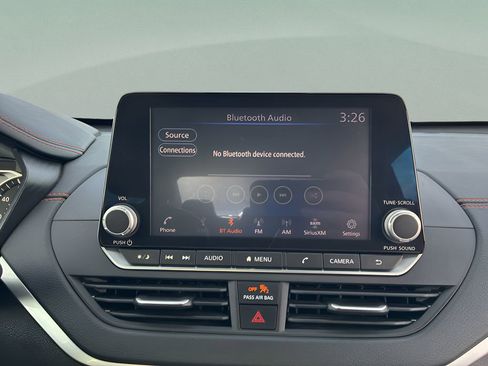 Used 2022 Nissan Altima 2.5 SR image 16