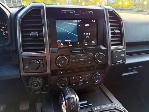 Used 2018 Ford F150 XLT w/ Equipment Group 302A Luxury AWD/4WD image 43