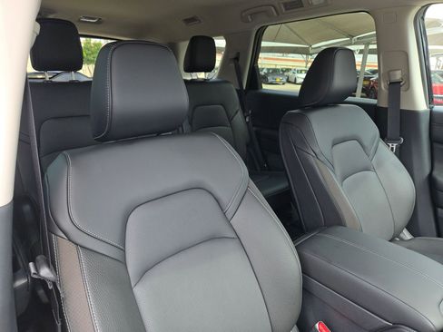 New 2026 Nissan Pathfinder SL FWD image 21