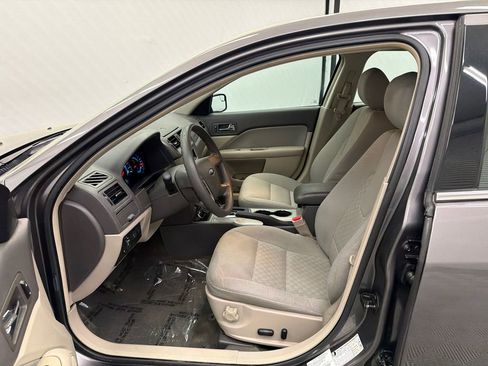 Used 2012 Ford Fusion SE image 9