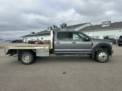 Used 2022 Ford F550 4x4 Crew Cab Super Duty w/ Lariat Value Package image 6