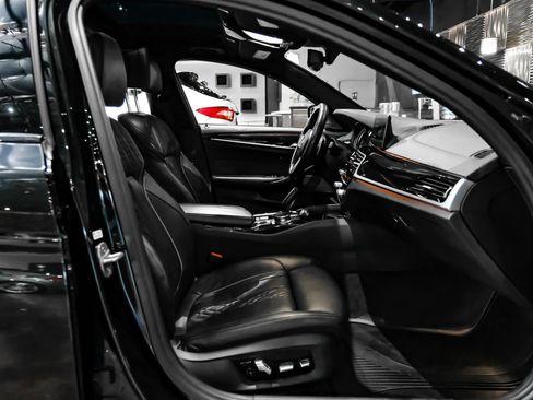 Used 2017 BMW 540i RWD image 36