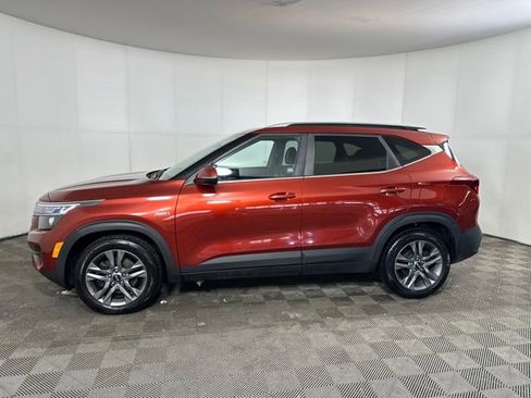 Used 2021 Kia Seltos S image 6