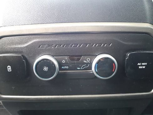 Used 2021 Ford Expedition XLT AWD/4WD image 27