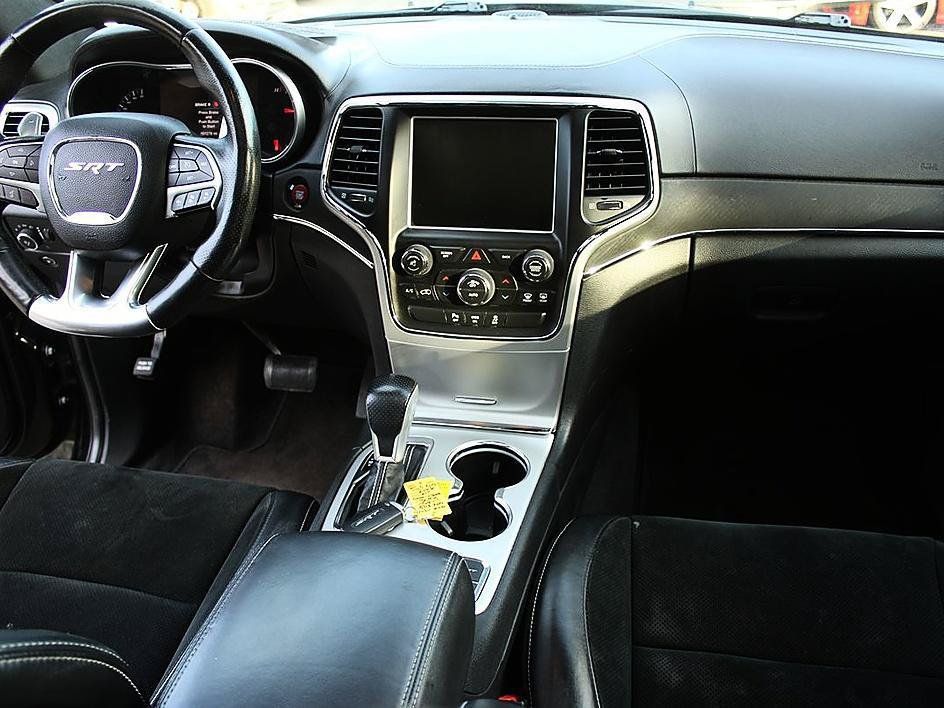 Used 2016 Jeep Grand Cherokee SRT AWD/4WD image 19