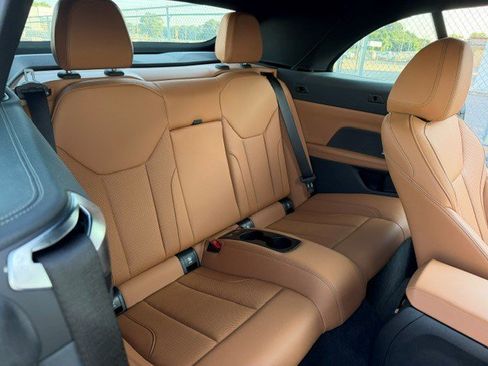 Used 2024 BMW M440i Convertible w/ Premium Package RWD image 18