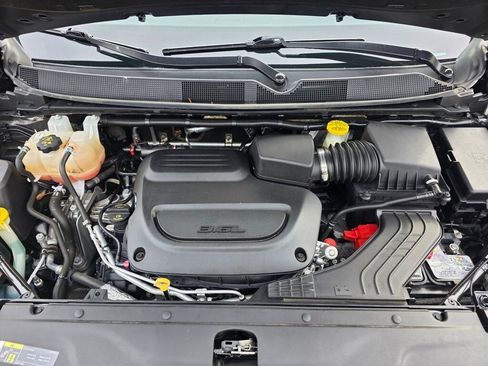 Used 2022 Chrysler Pacifica Limited image 31