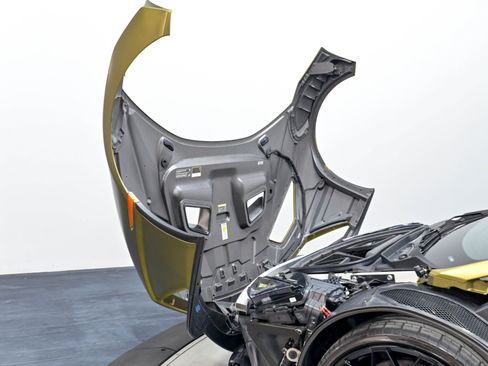 Used 2023 Lamborghini Huracan STO RWD image 54